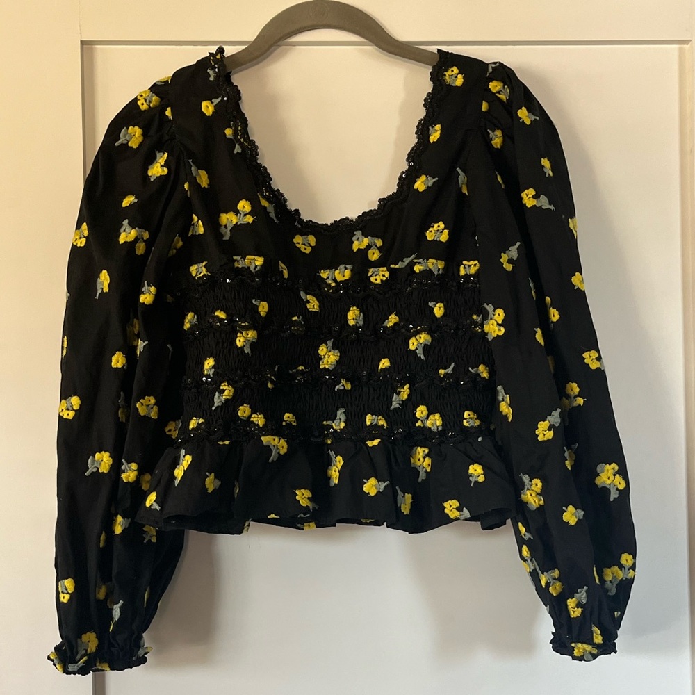 Sister Jane pasture embroidered puff sleeve top - Picture 6 of 6